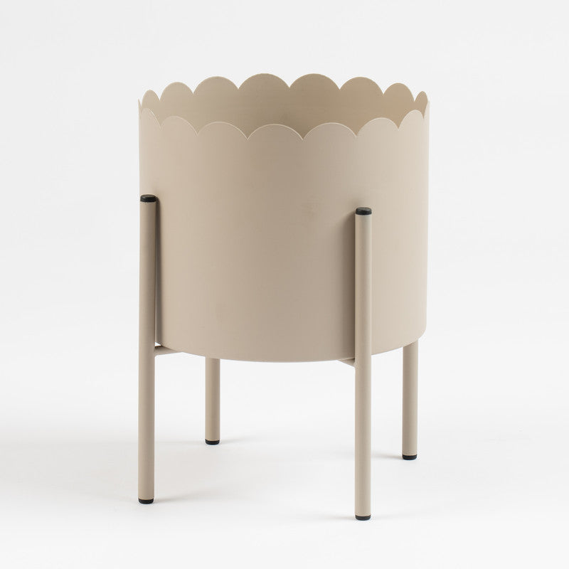 Beige Scallop Planter on Stand